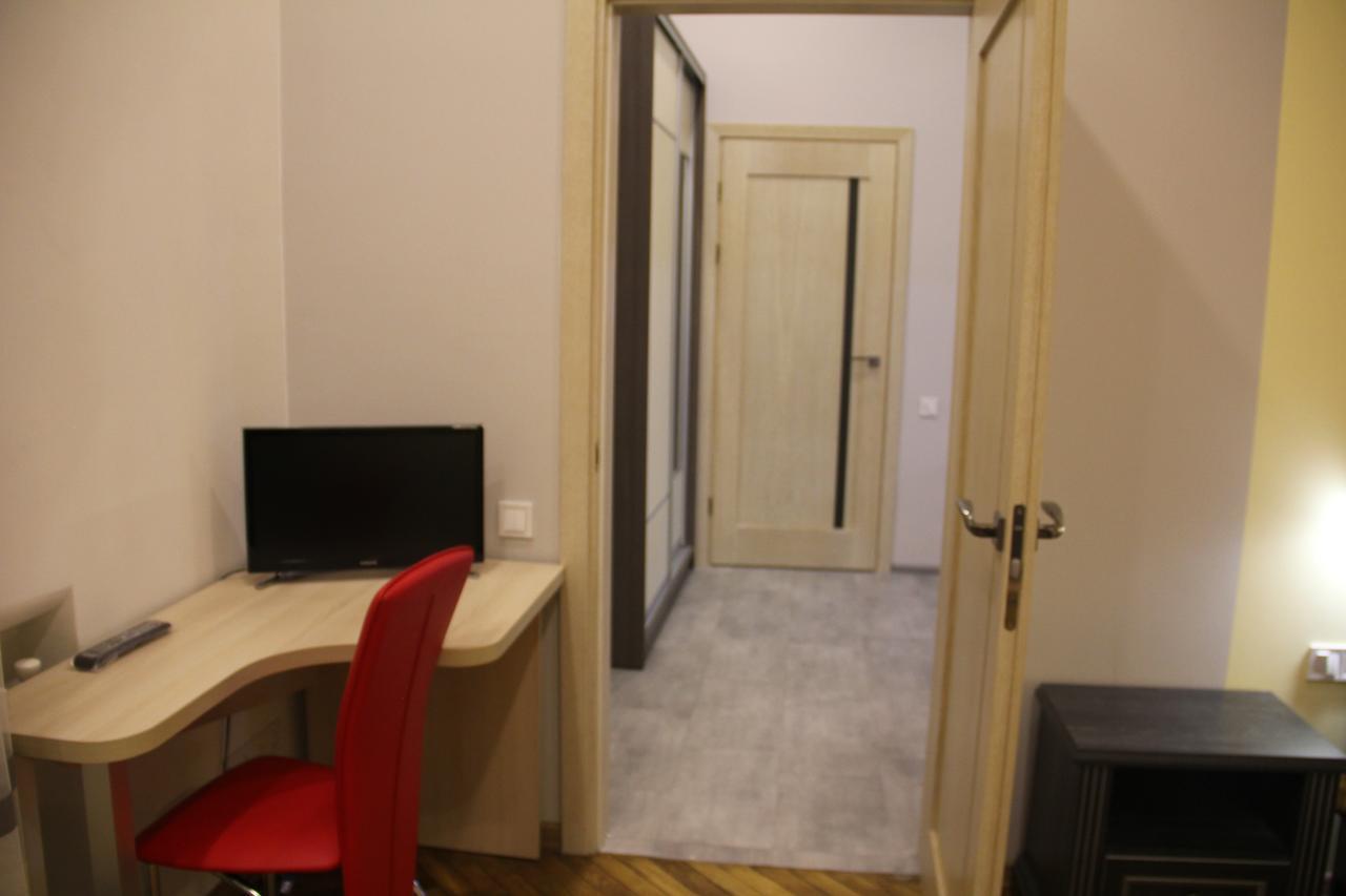 Apartment On Khorvatska Street Lviv Extérieur photo