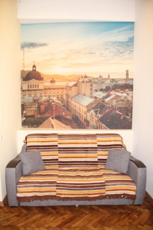 Apartment On Khorvatska Street Lviv Extérieur photo