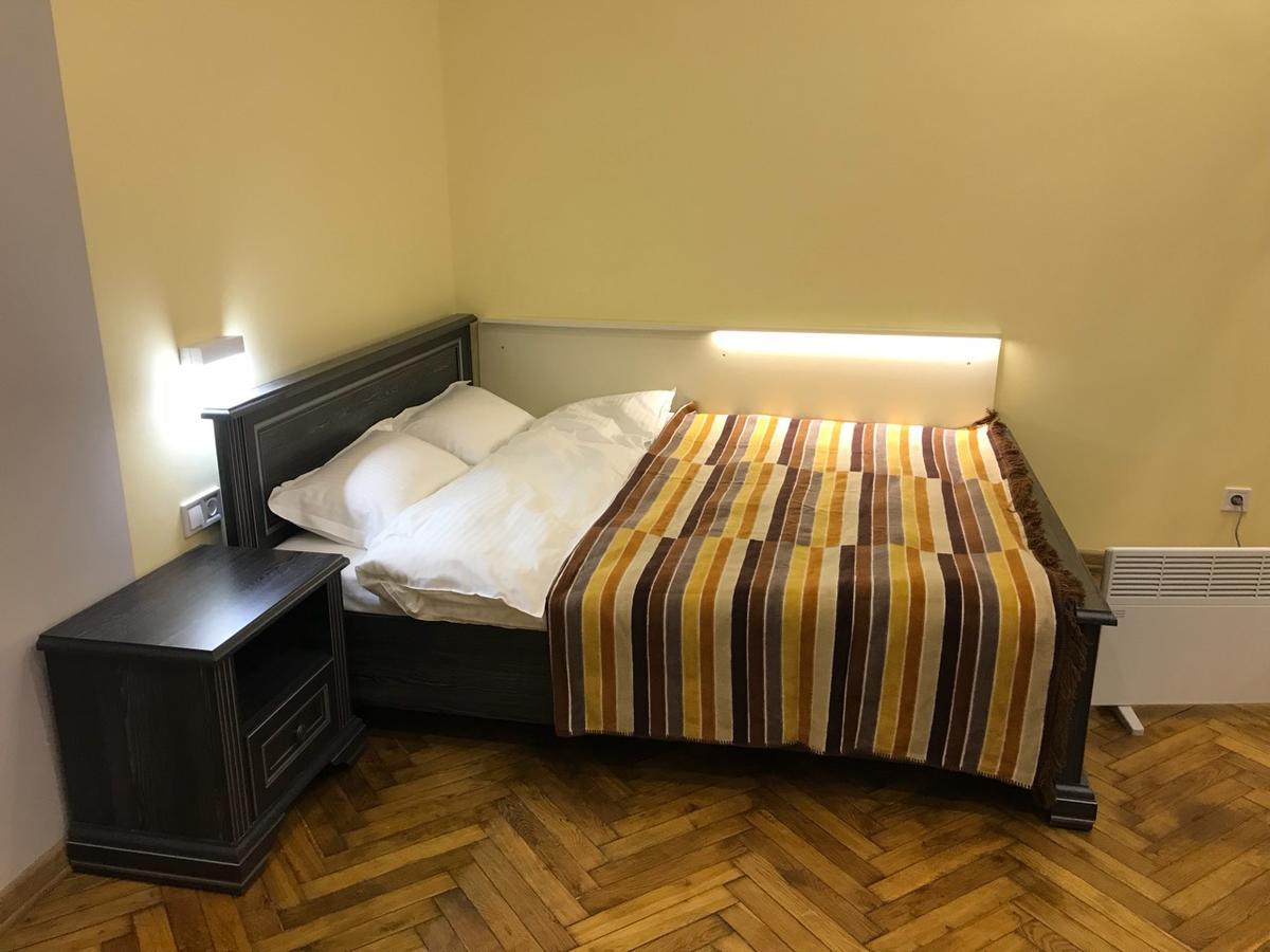 Apartment On Khorvatska Street Lviv Extérieur photo