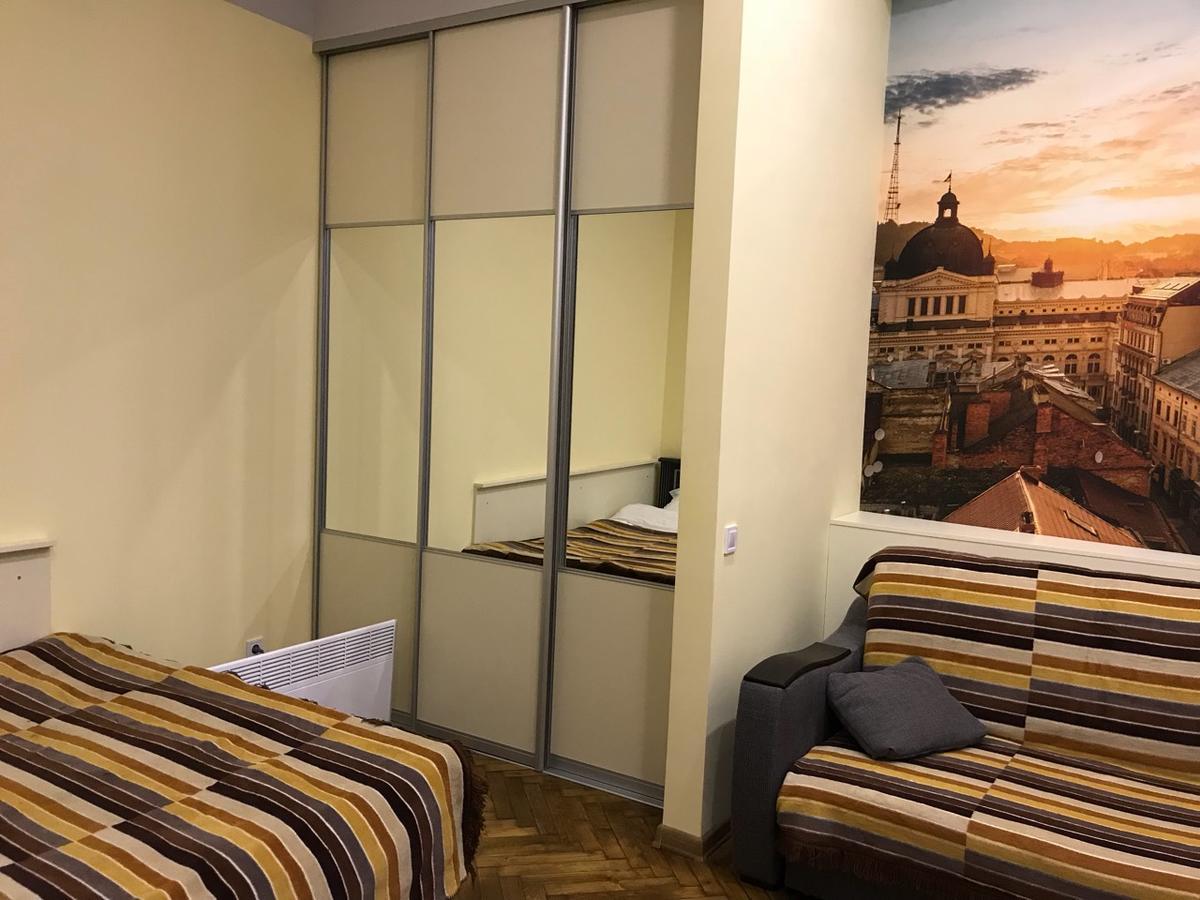 Apartment On Khorvatska Street Lviv Extérieur photo
