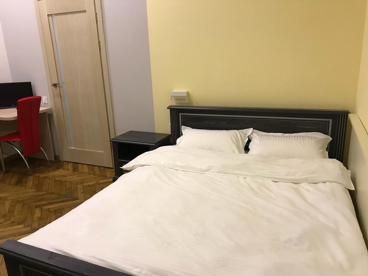 Apartment On Khorvatska Street Lviv Extérieur photo